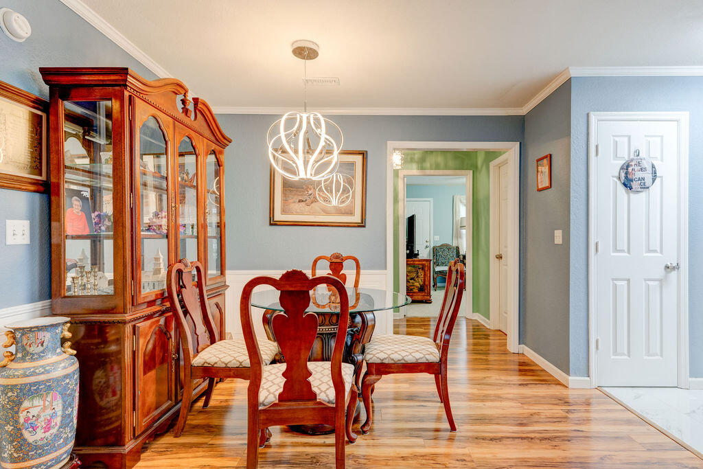 273 Flagstone Drive