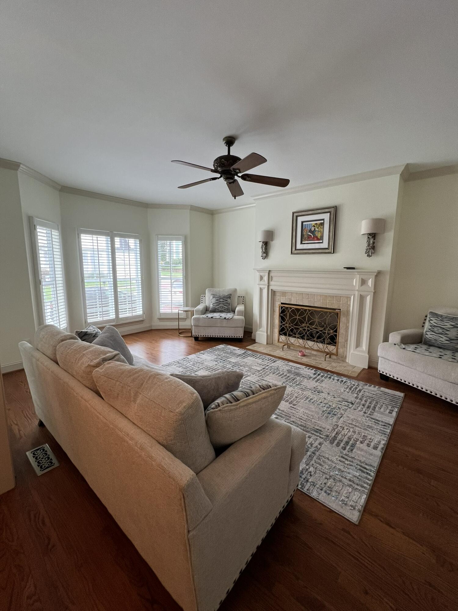 5803 Courtyard Circle