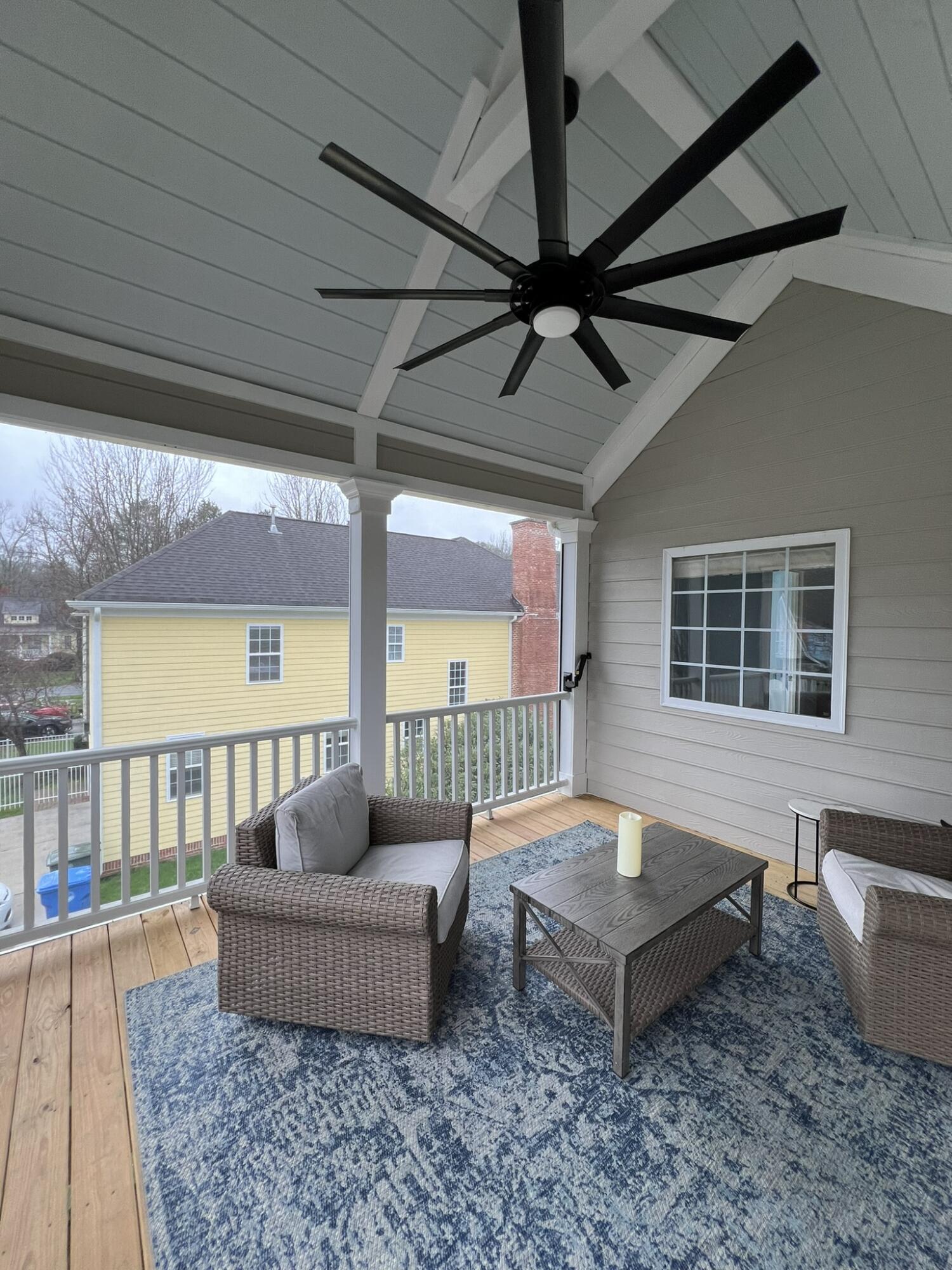 5803 Courtyard Circle