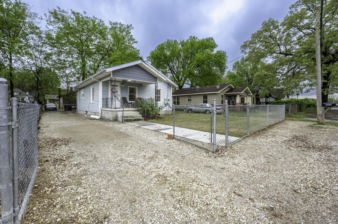 1906 S Orchard Knob Avenue