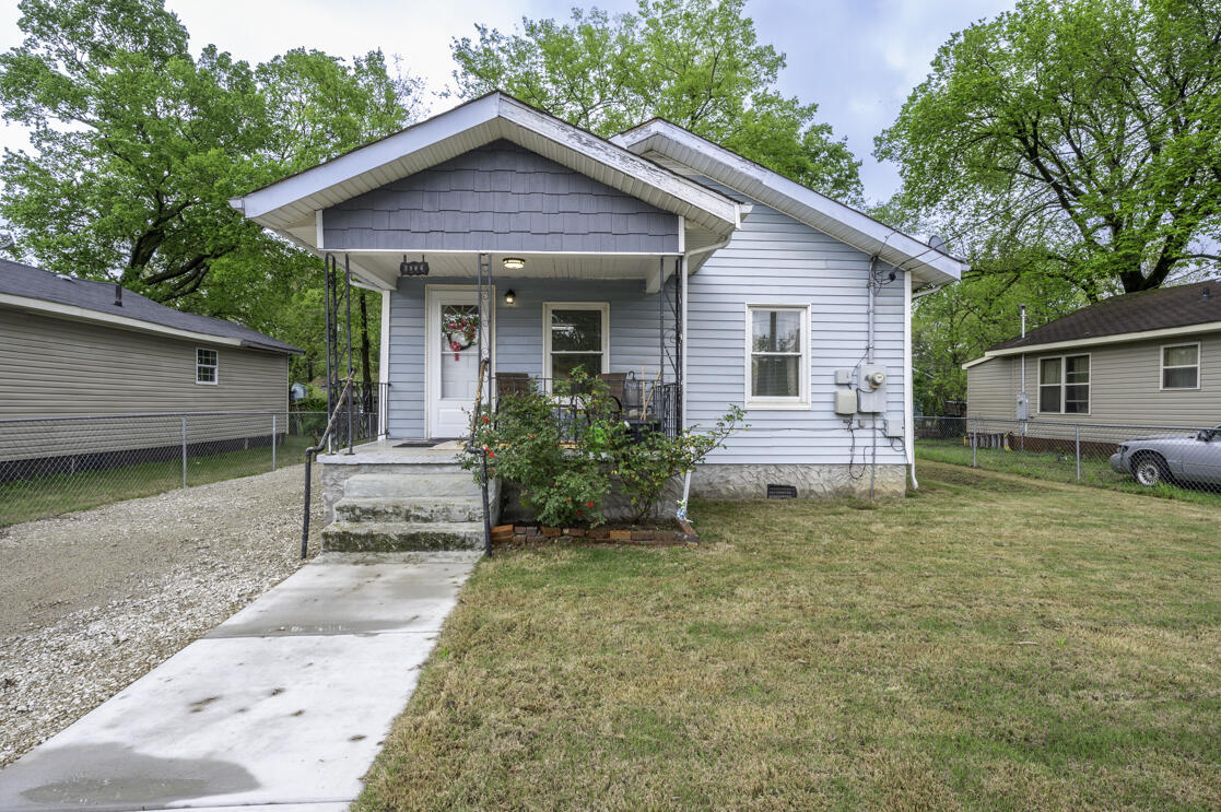 1906 S Orchard Knob Avenue