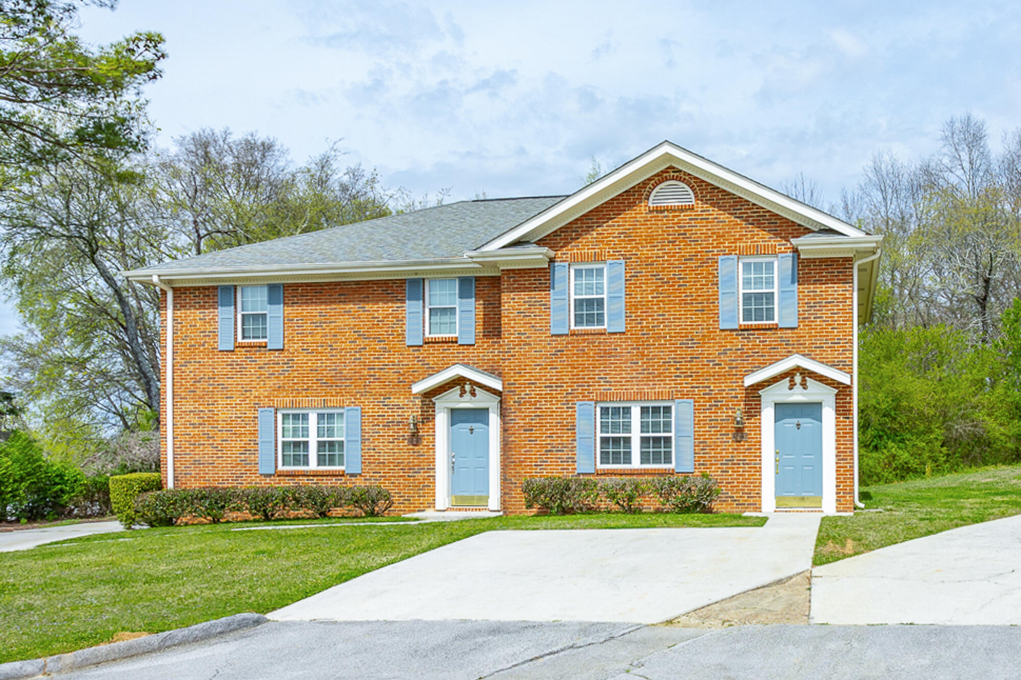 2622 Hickory Valley Road, Unit B