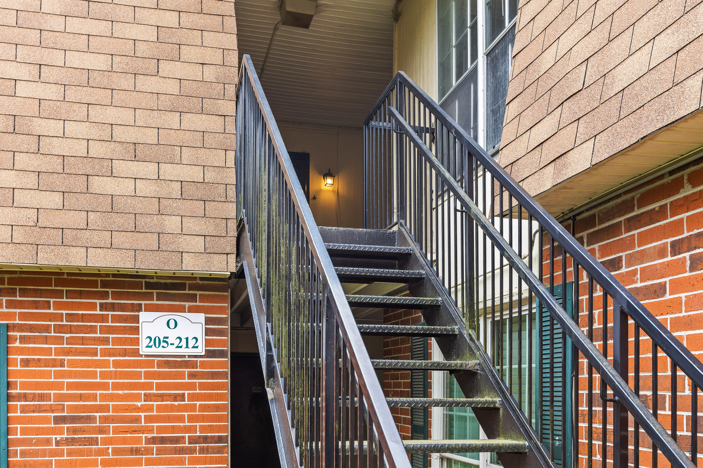 900 Mountain Creek Road, # 211