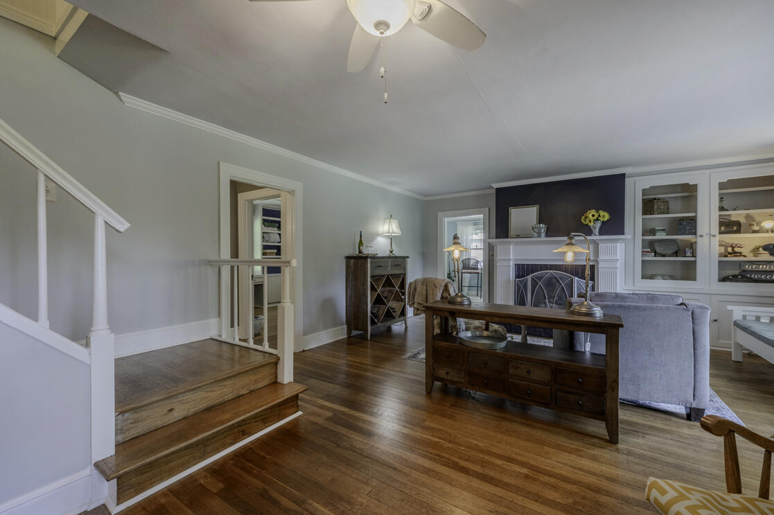 3541 Dell Trail