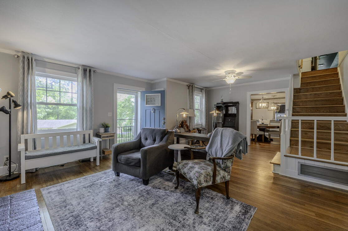 3541 Dell Trail