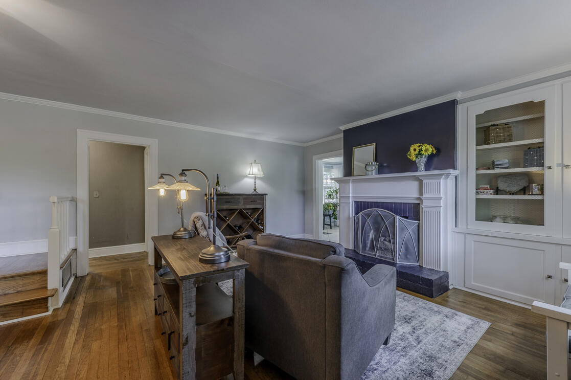 3541 Dell Trail