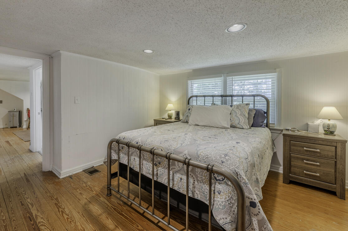 3541 Dell Trail