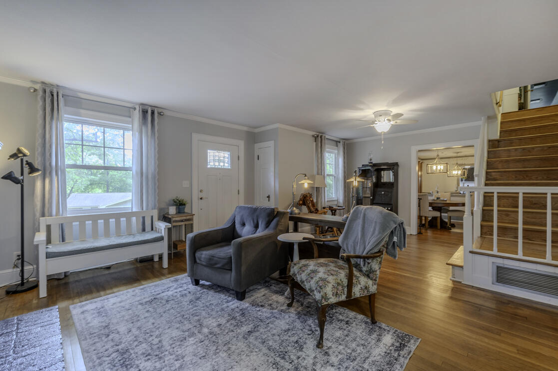 3541 Dell Trail