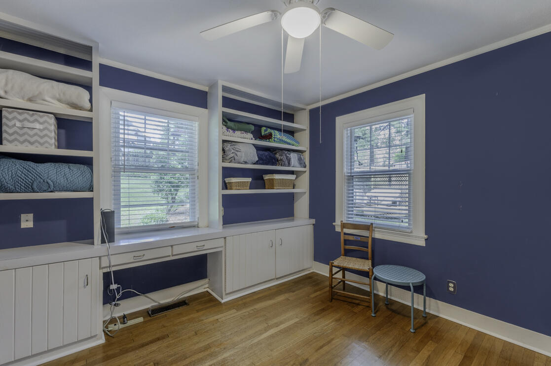 3541 Dell Trail