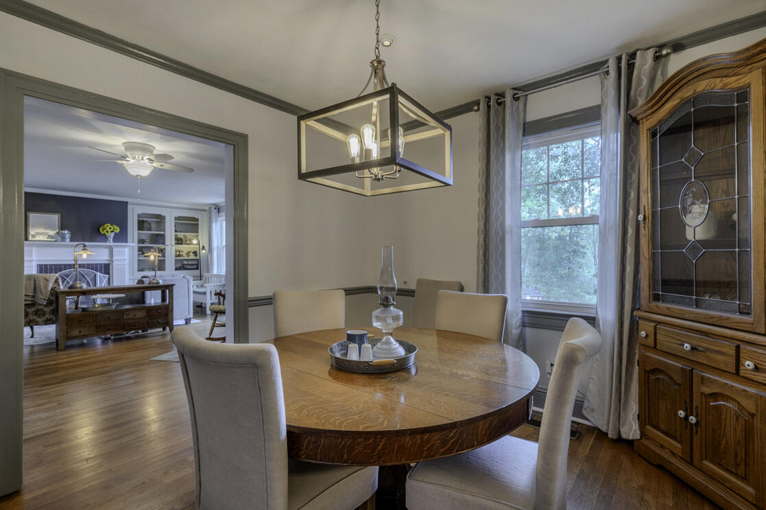 3541 Dell Trail