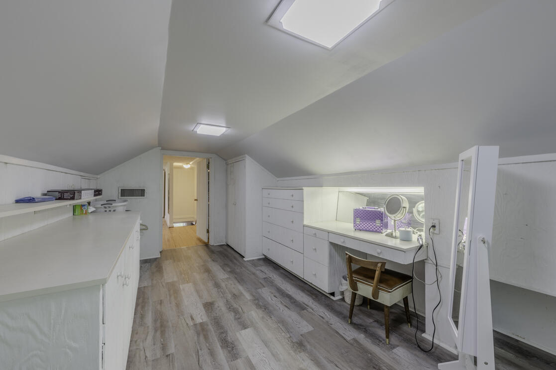 3541 Dell Trail
