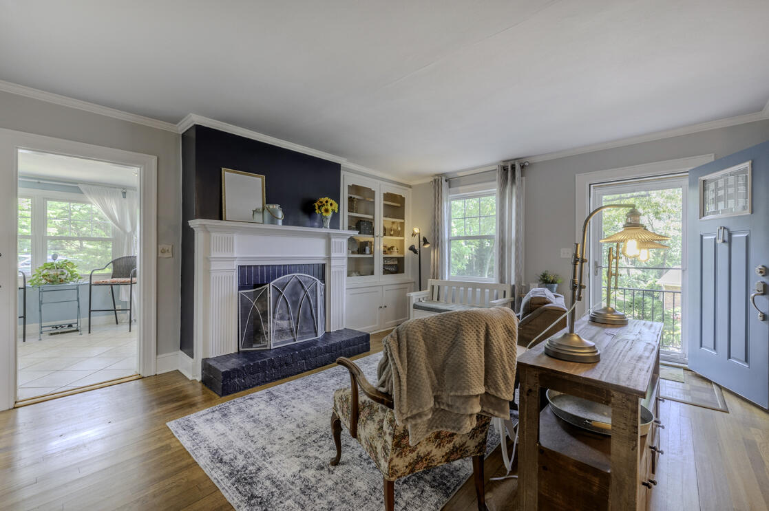 3541 Dell Trail