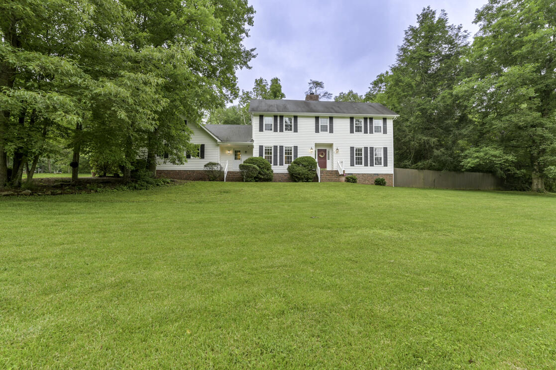 46 Hidden Brook Lane, 181