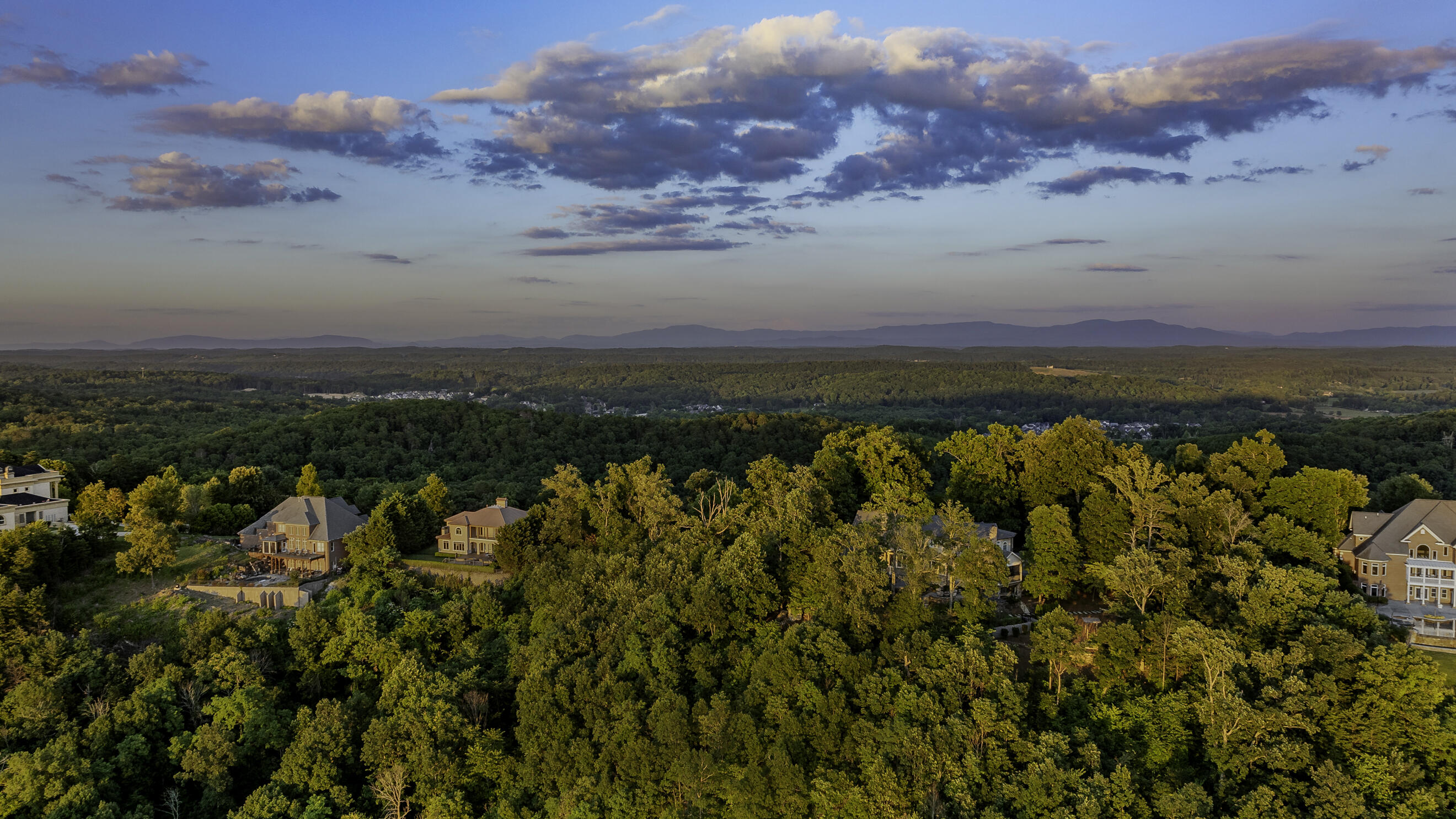 2265 Heavenly View Drive, 23