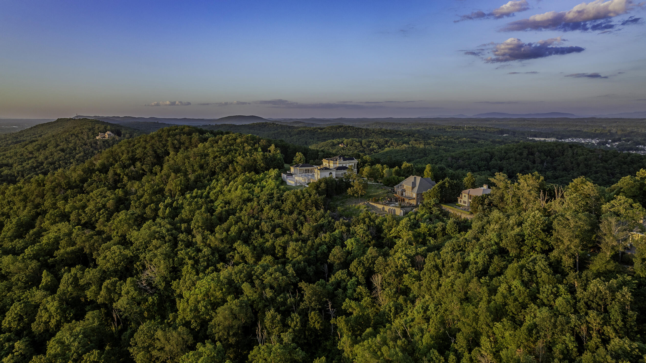 2265 Heavenly View Drive, 23