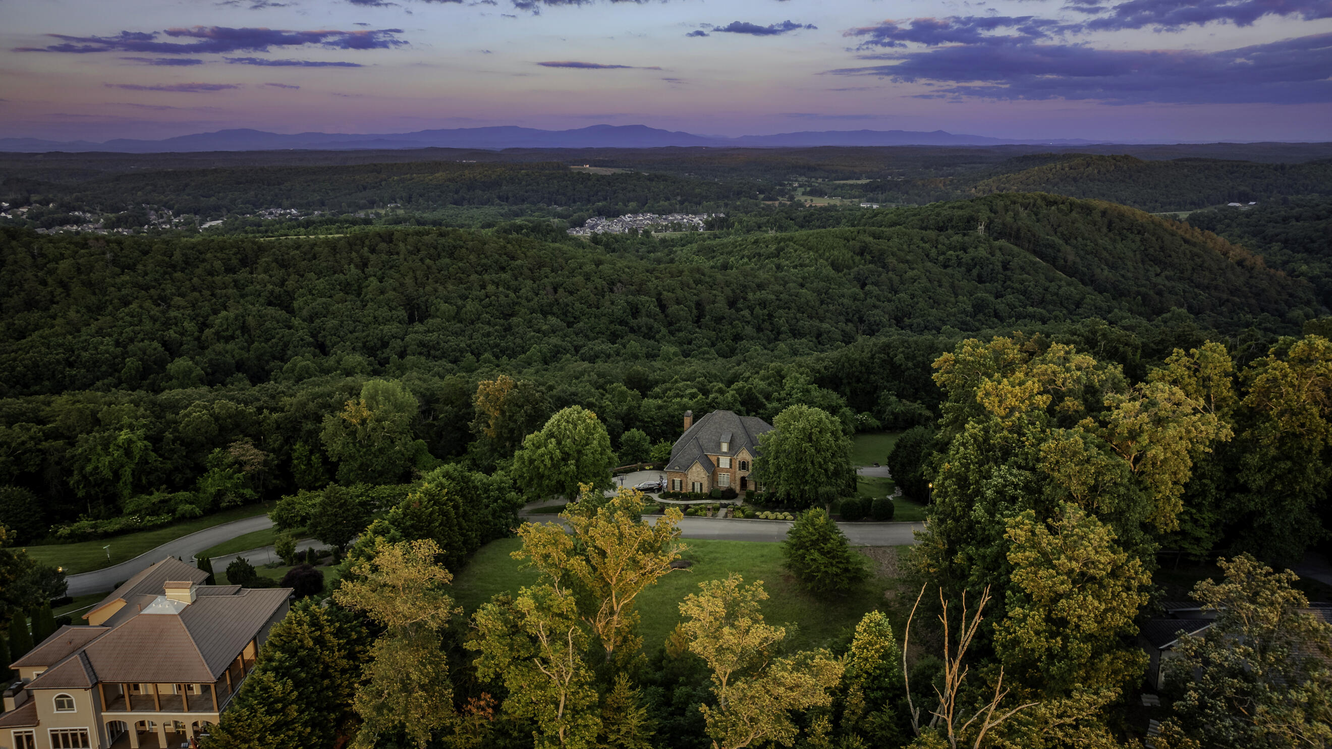 2265 Heavenly View Drive, 23