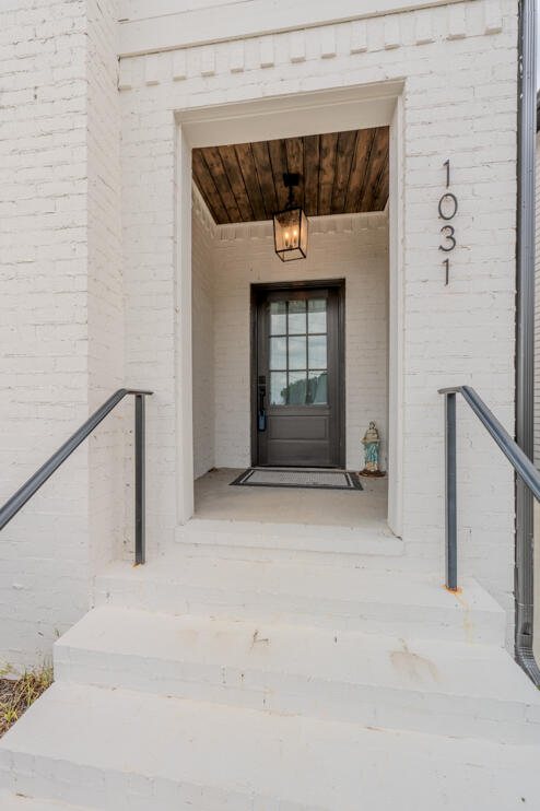 1031 Amelia Court