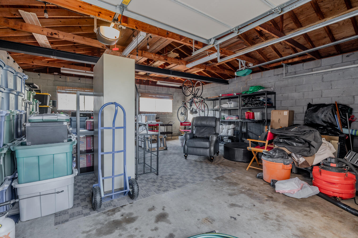 5807 Crestview Drive