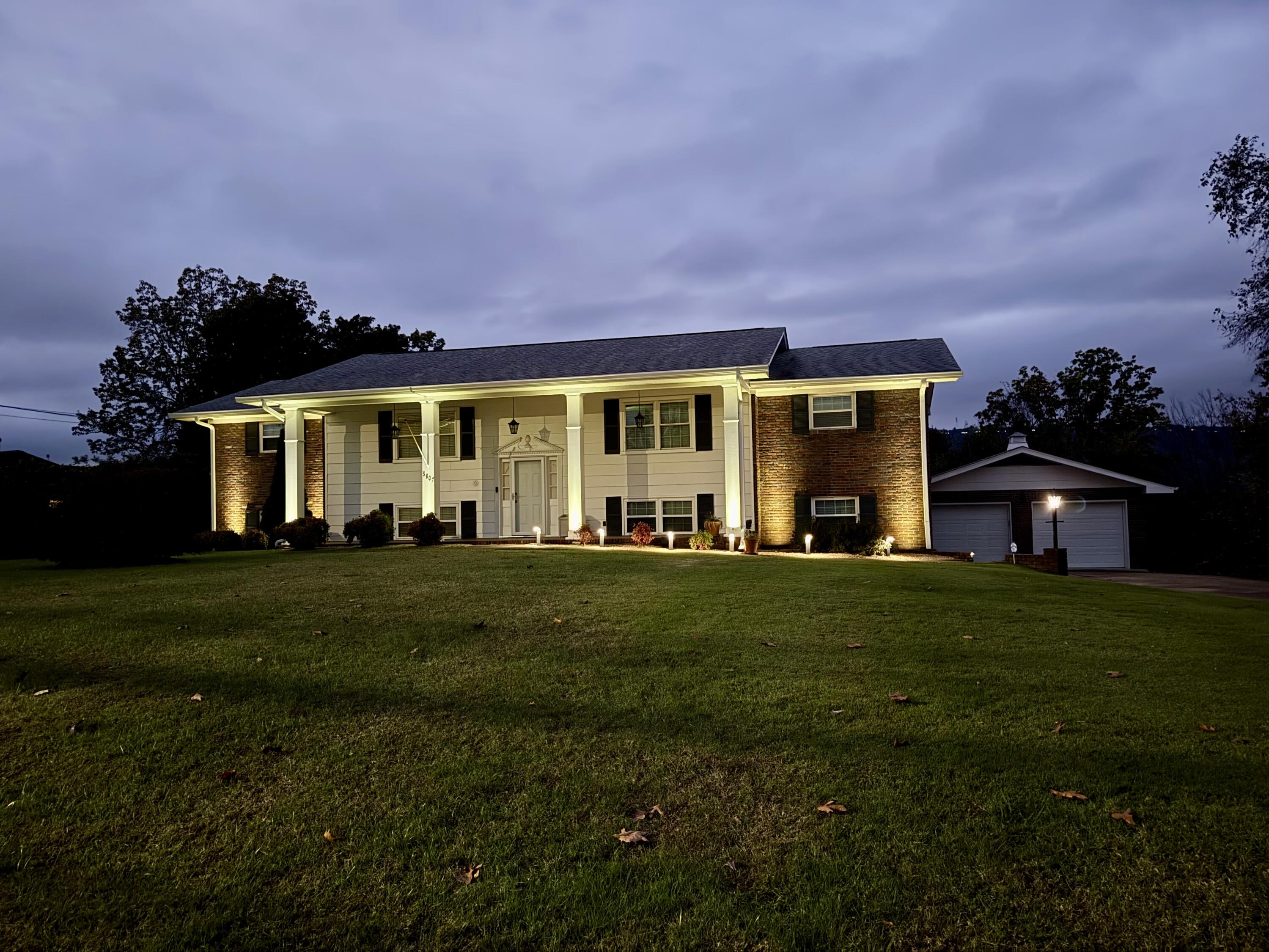5807 Crestview Drive