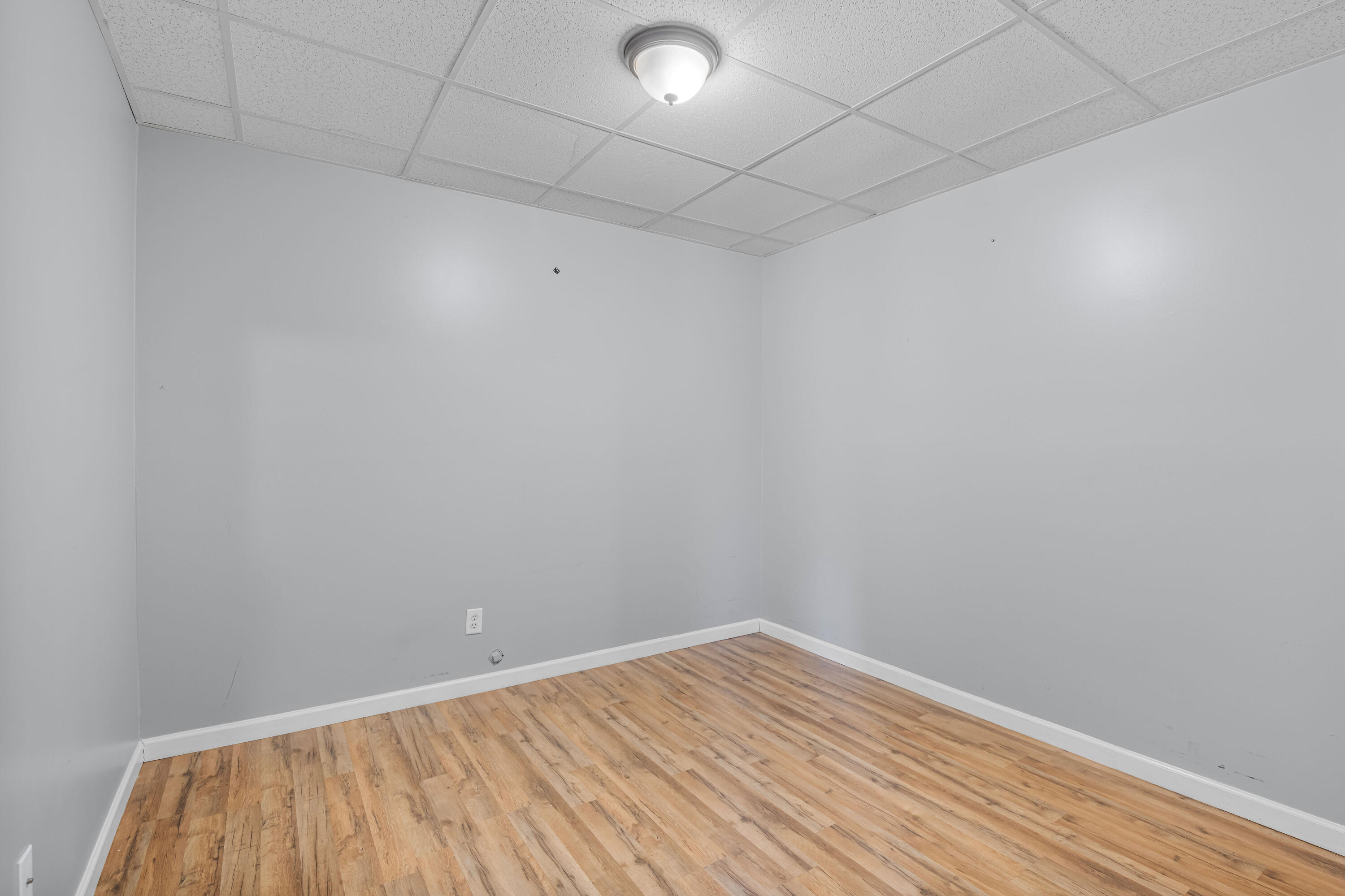 830 Windrush Loop