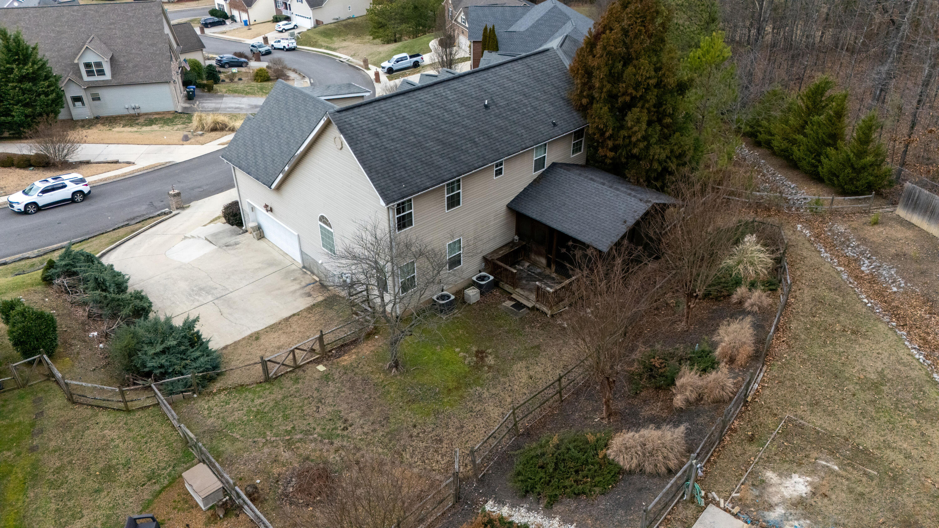 830 Windrush Loop