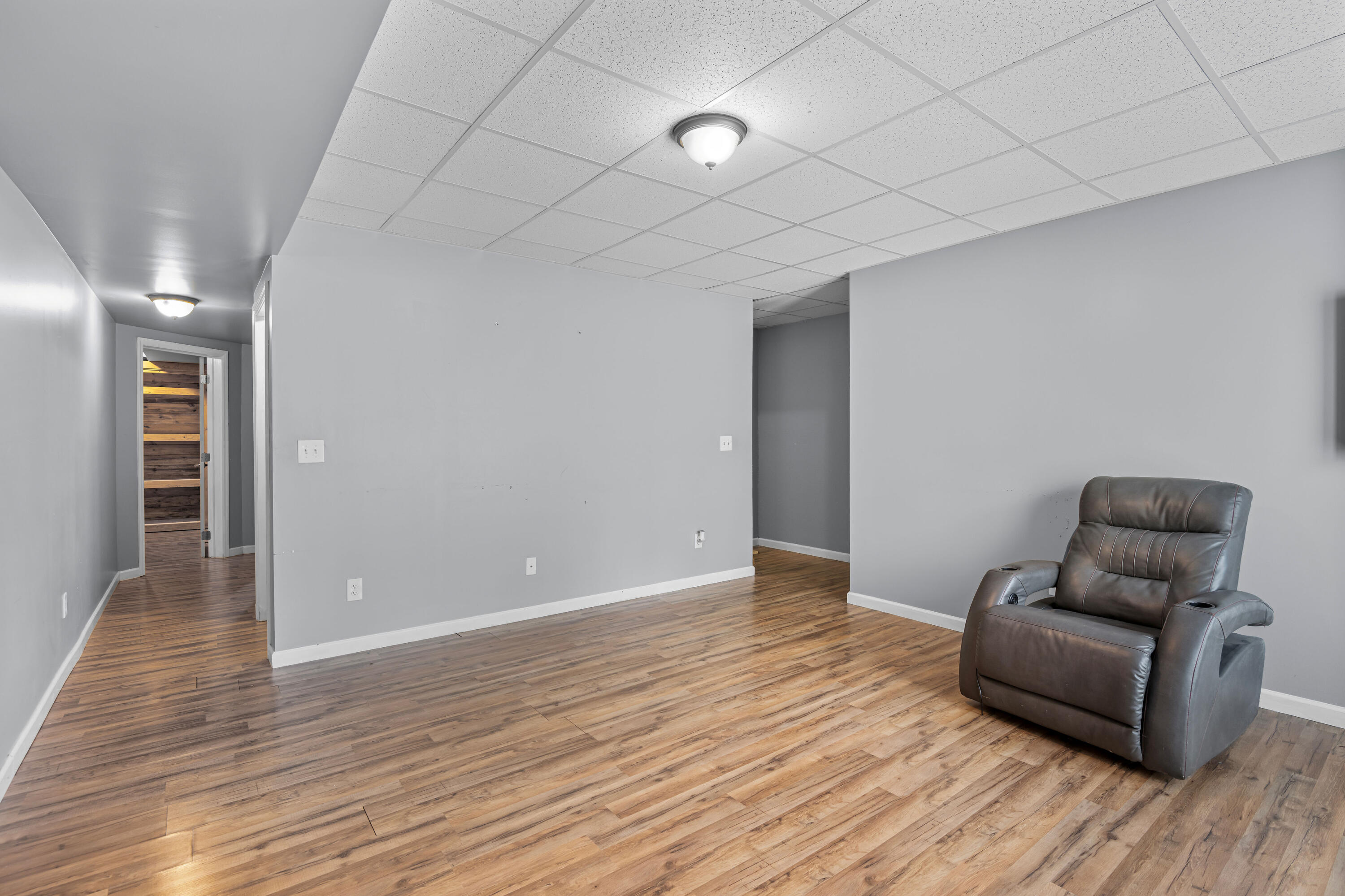 830 Windrush Loop