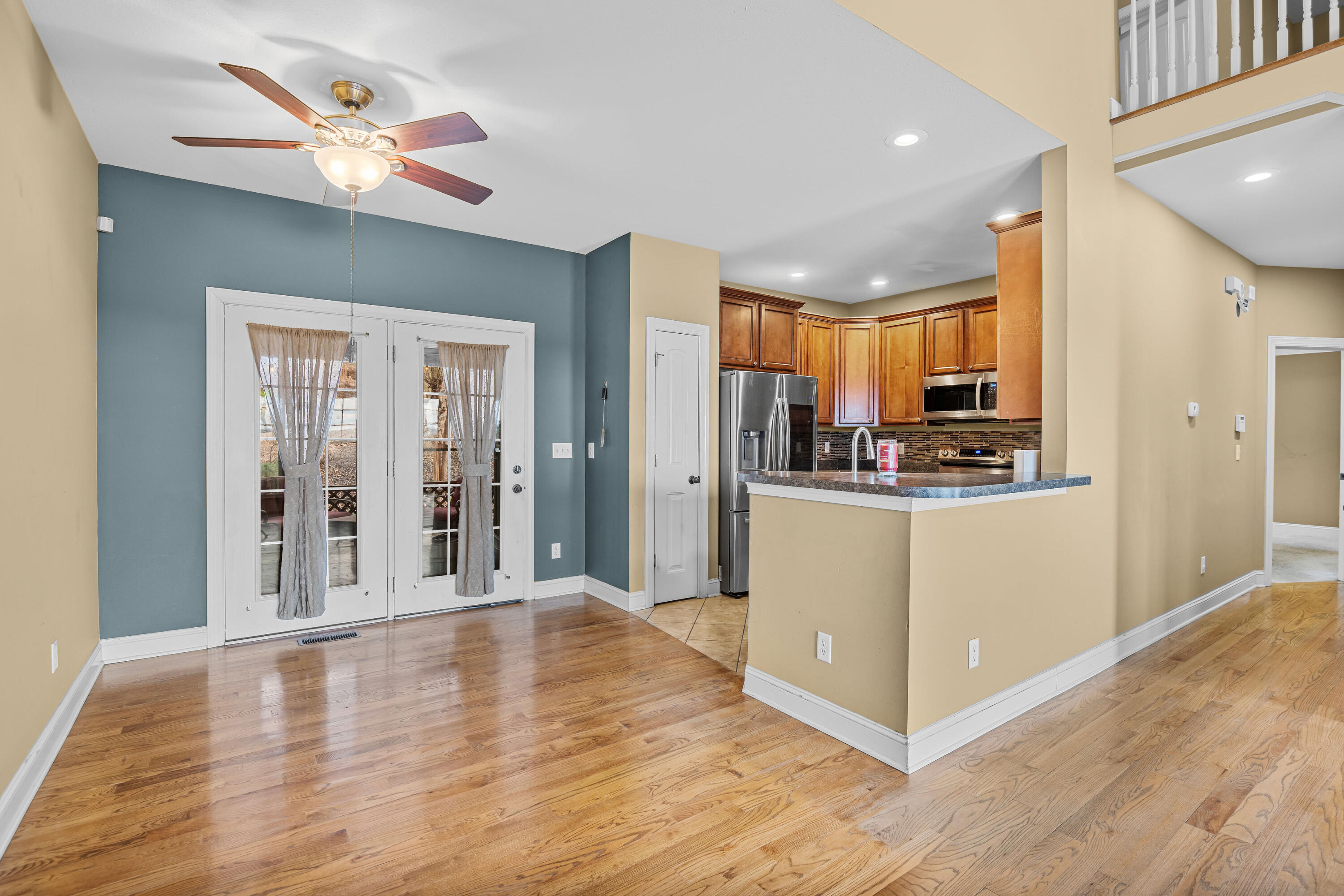 830 Windrush Loop