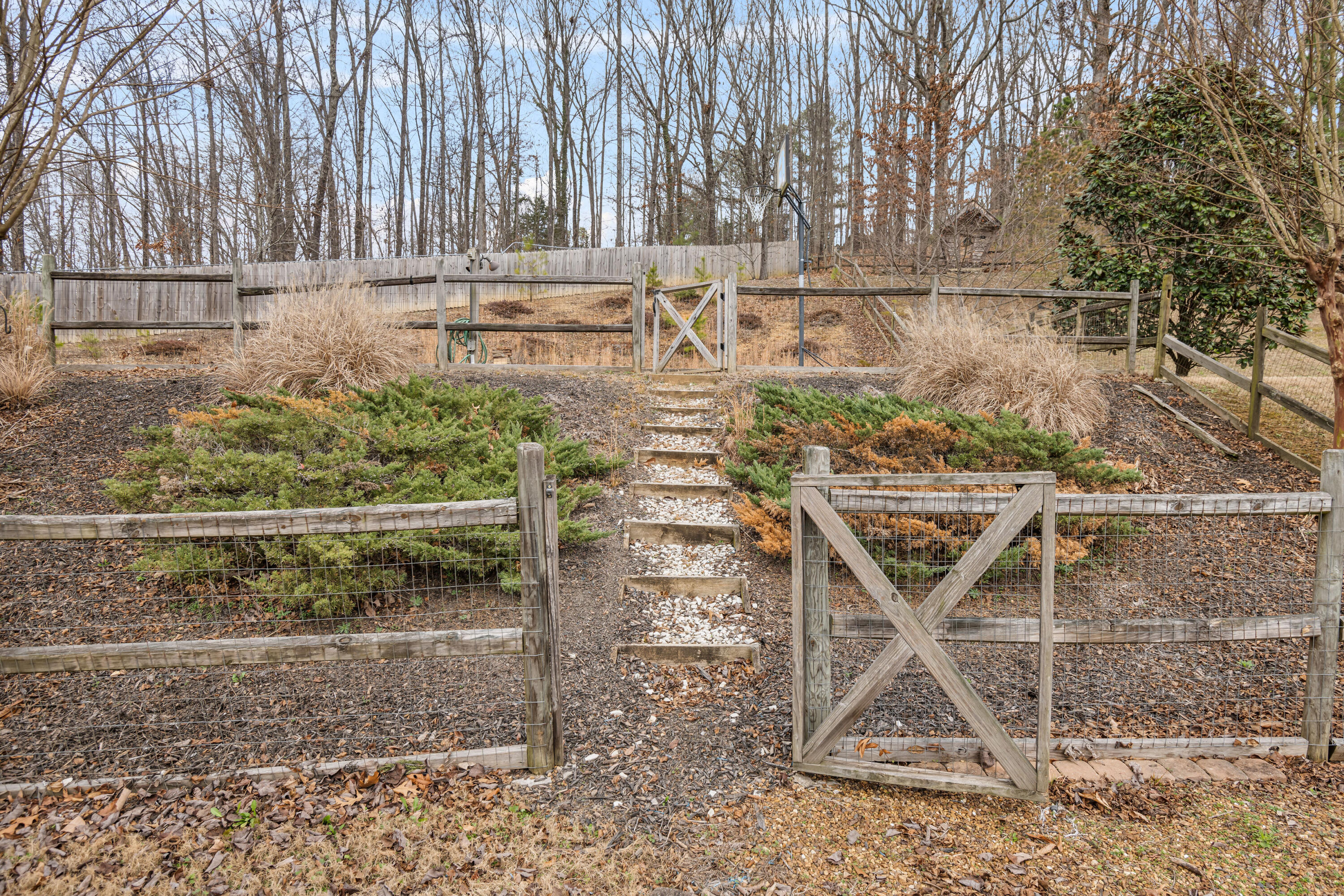 830 Windrush Loop