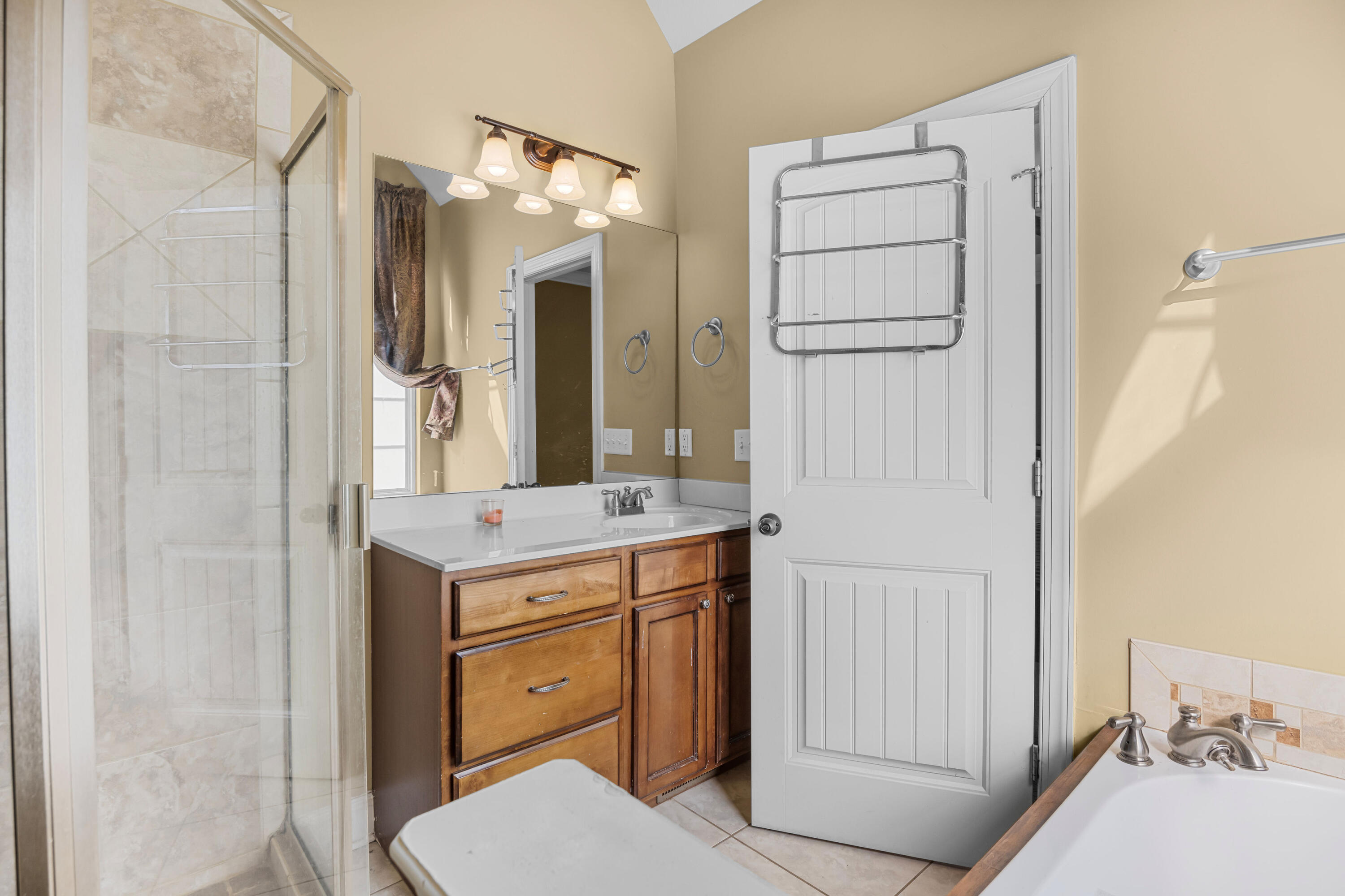 830 Windrush Loop