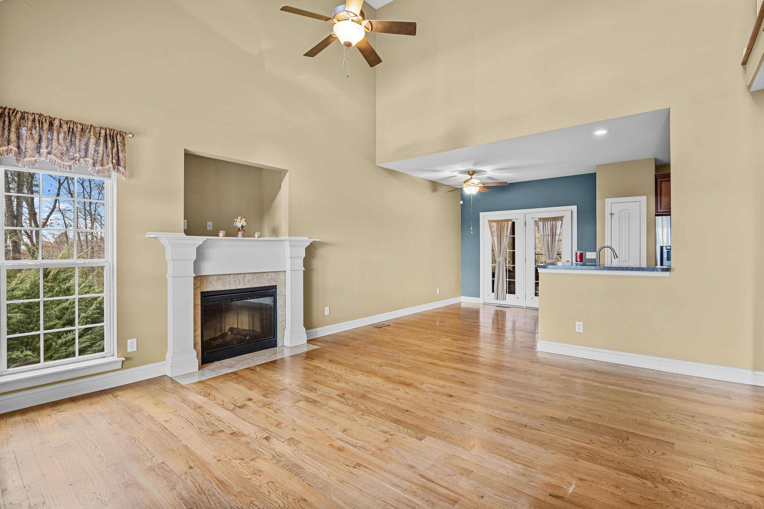 830 Windrush Loop