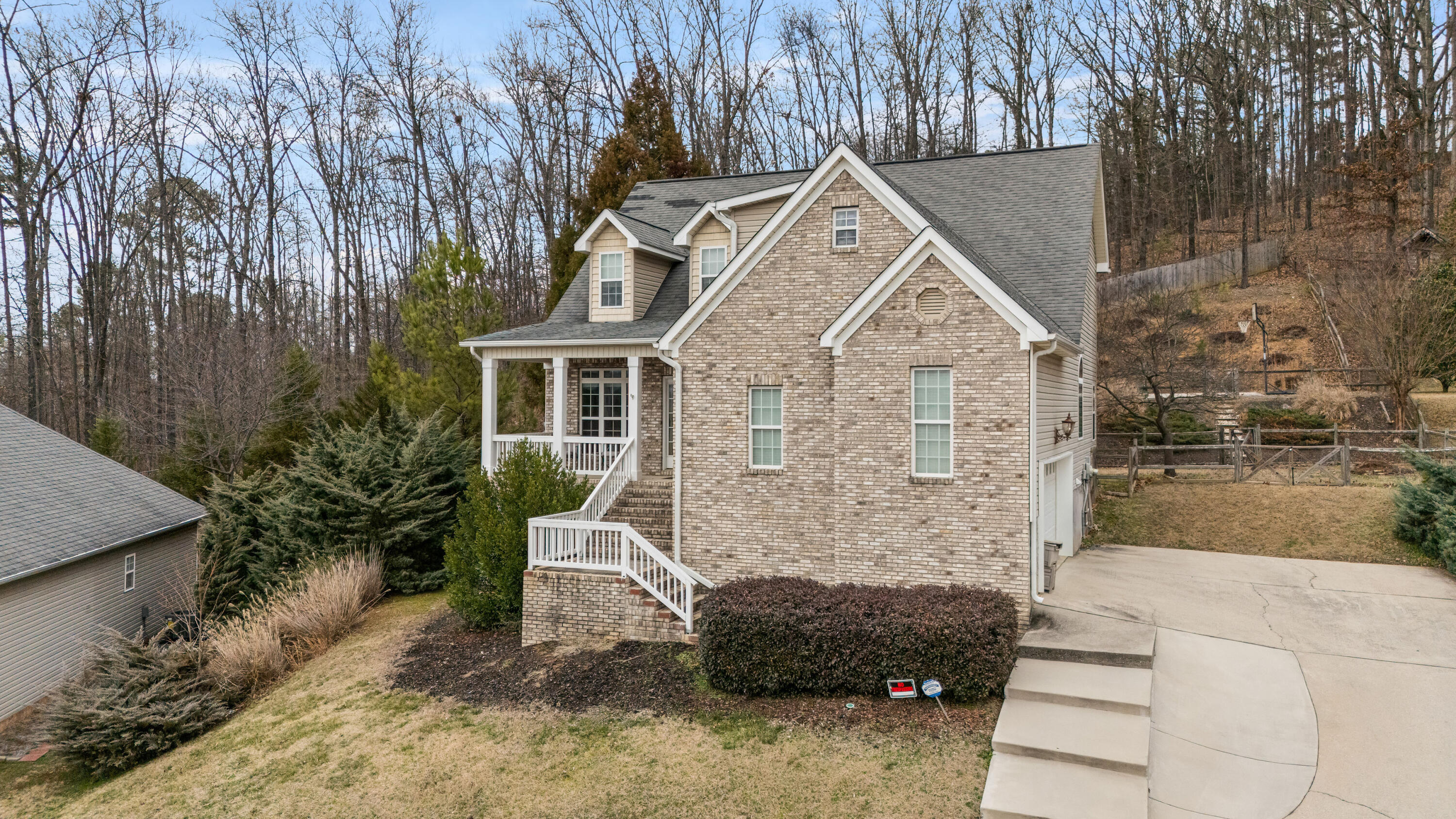 830 Windrush Loop