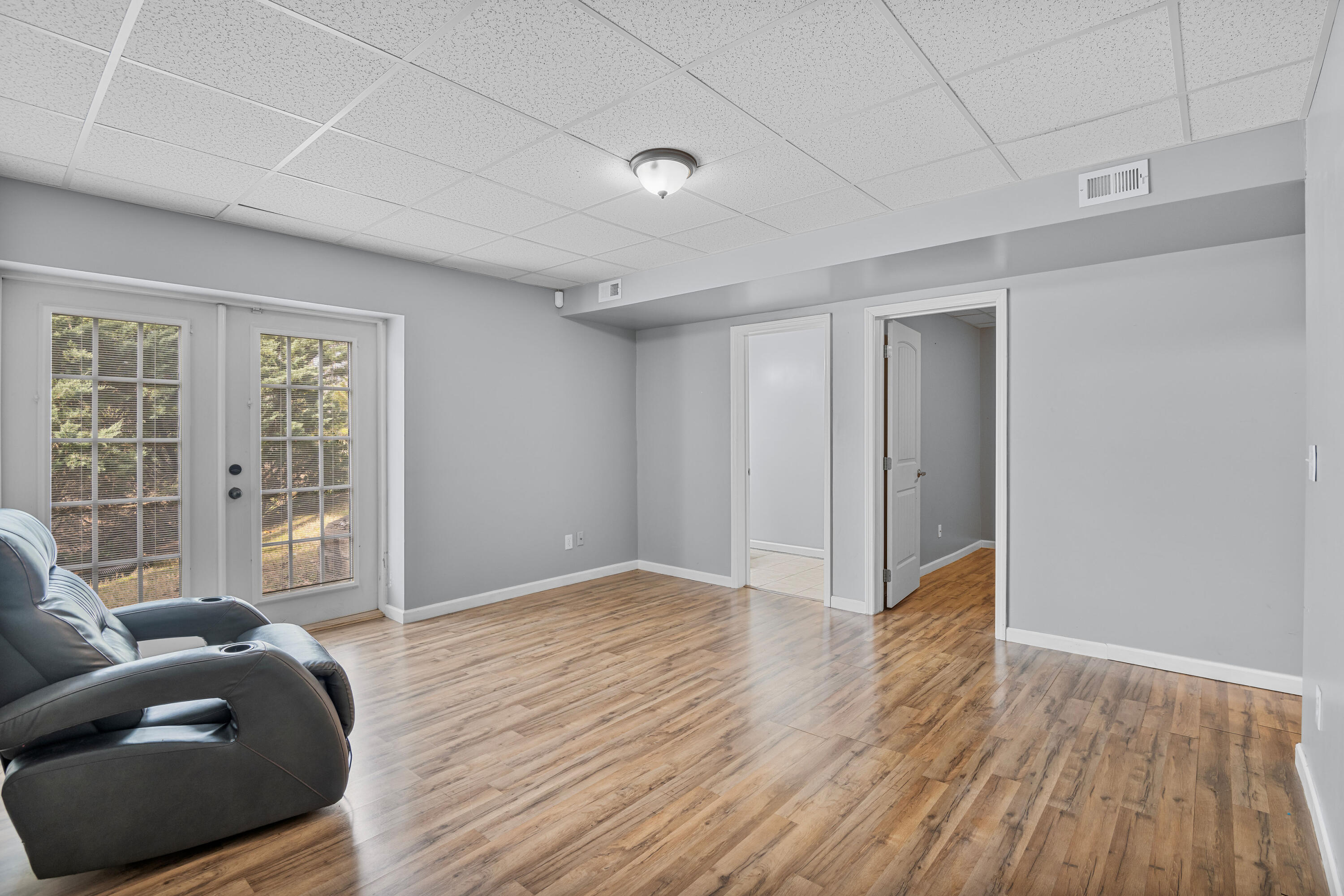 830 Windrush Loop