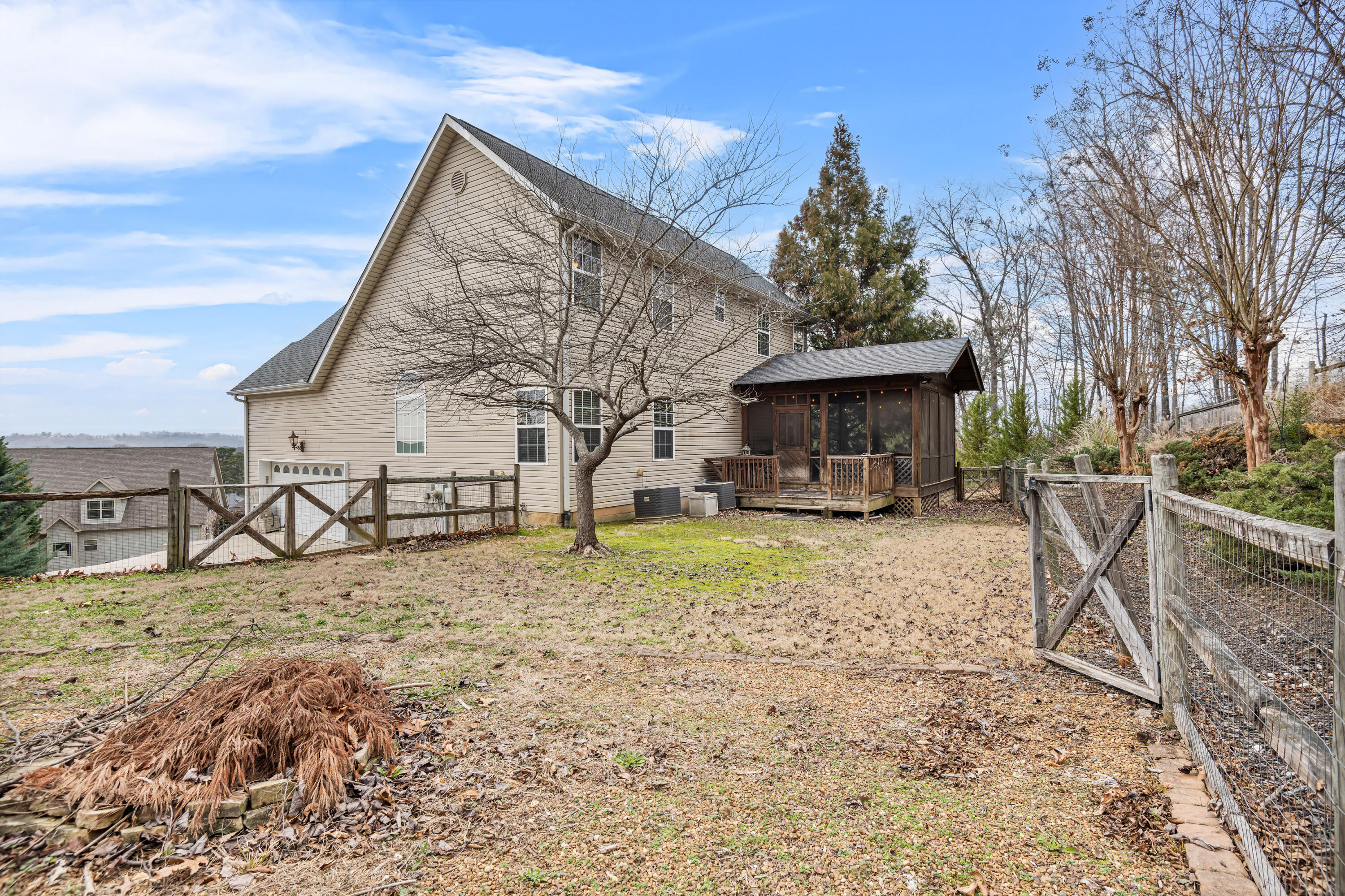 830 Windrush Loop