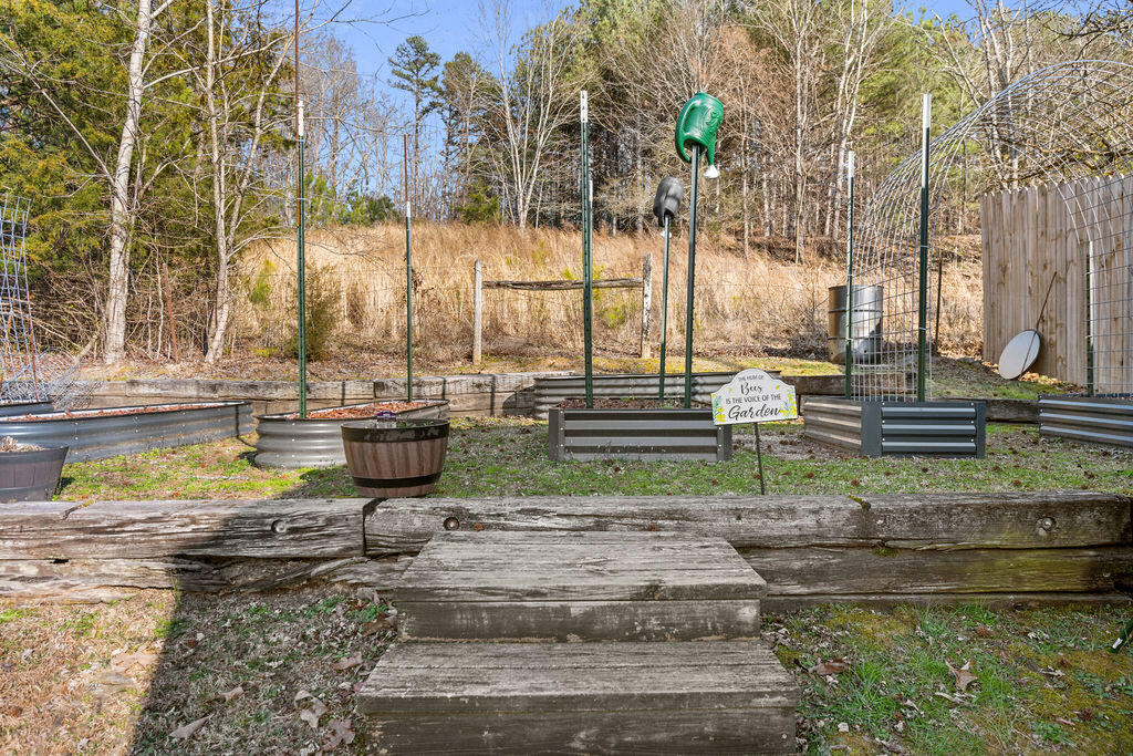 743 S Mcdonald Road, McDonald