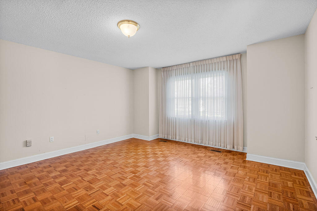 10 View Street