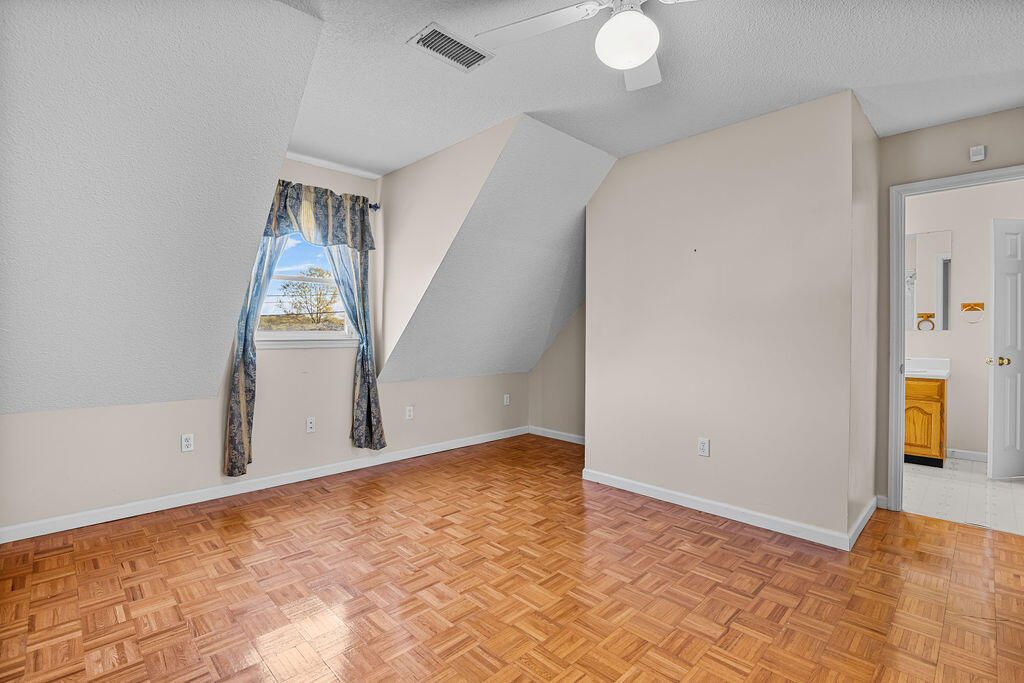 10 View Street