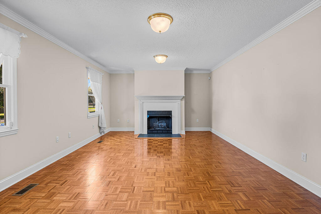 10 View Street