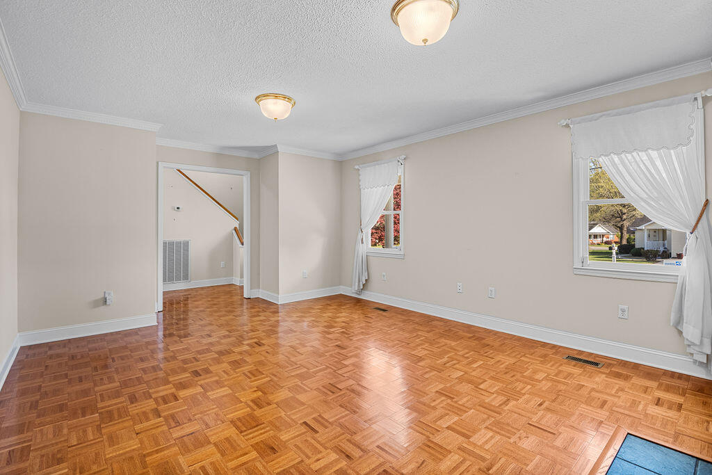 10 View Street