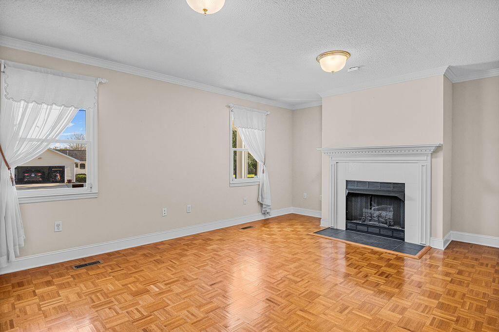 10 View Street