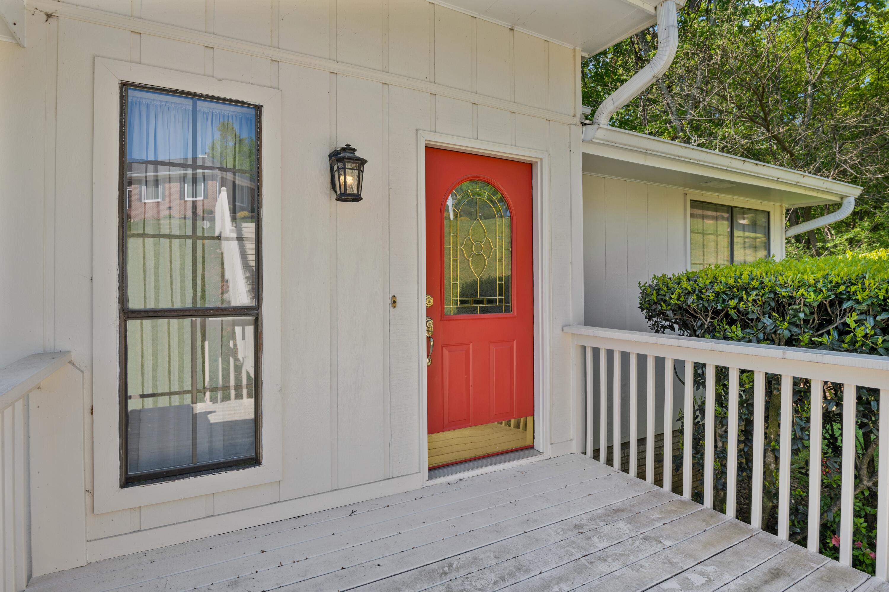 1710 Colonial Way Circle