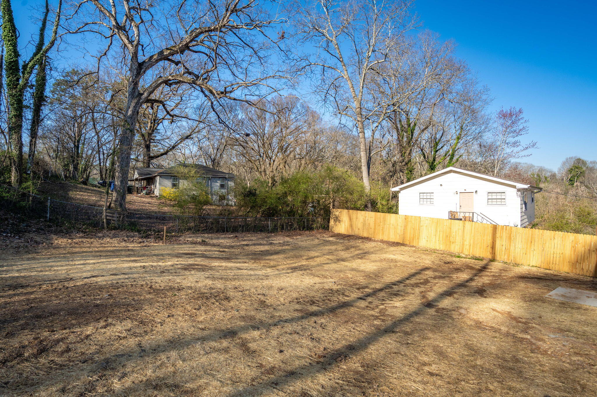 3016 Addison Rd