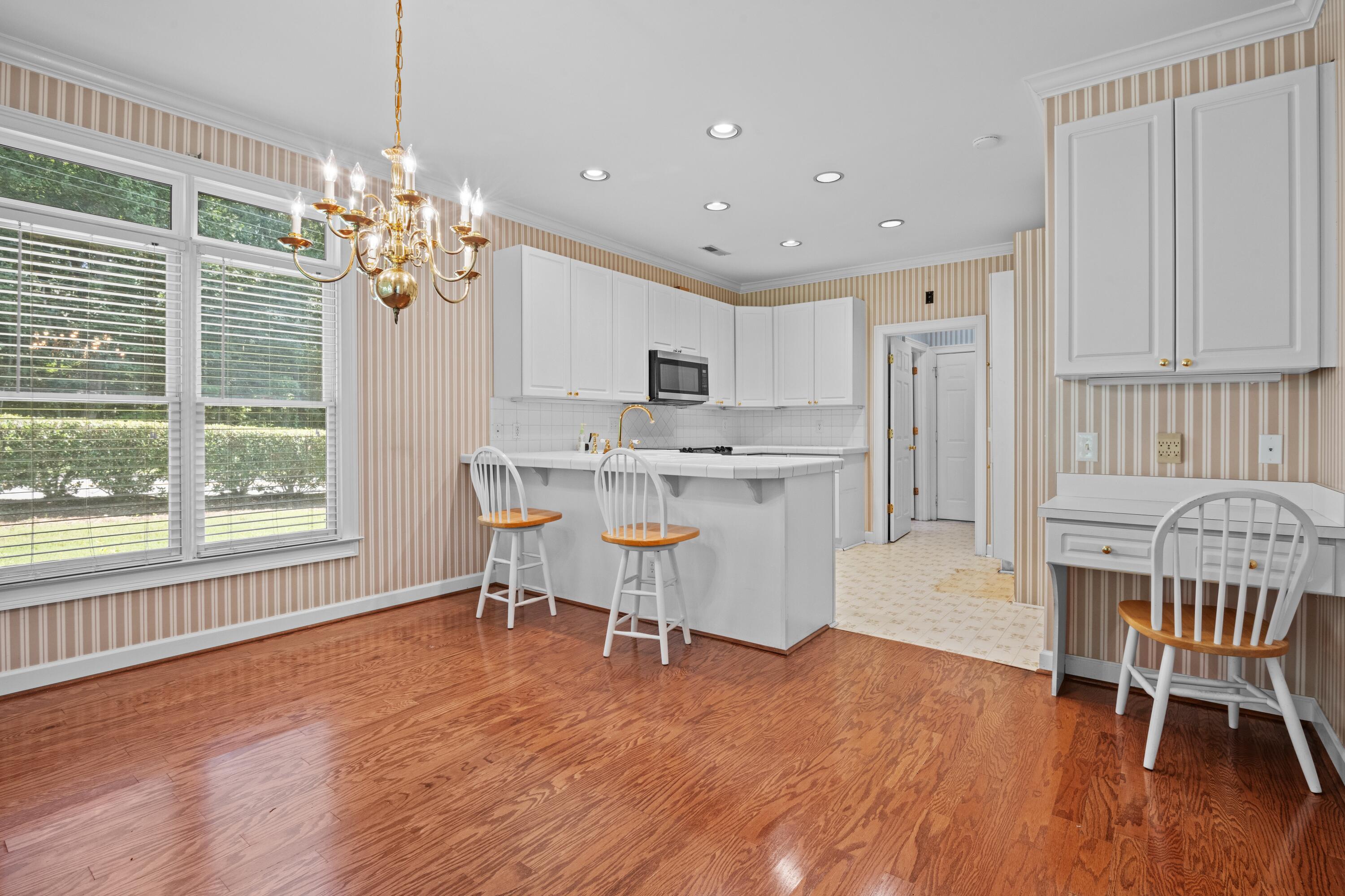 1500 Thornebrooke Circle