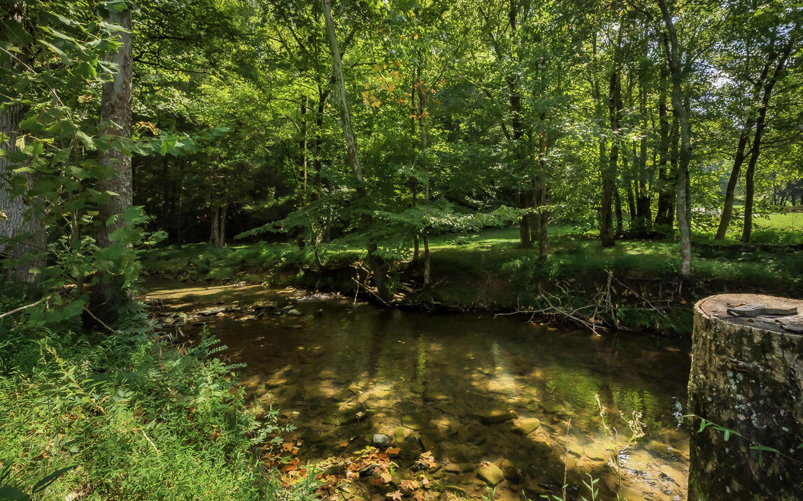 1754 Oakbrook Trail