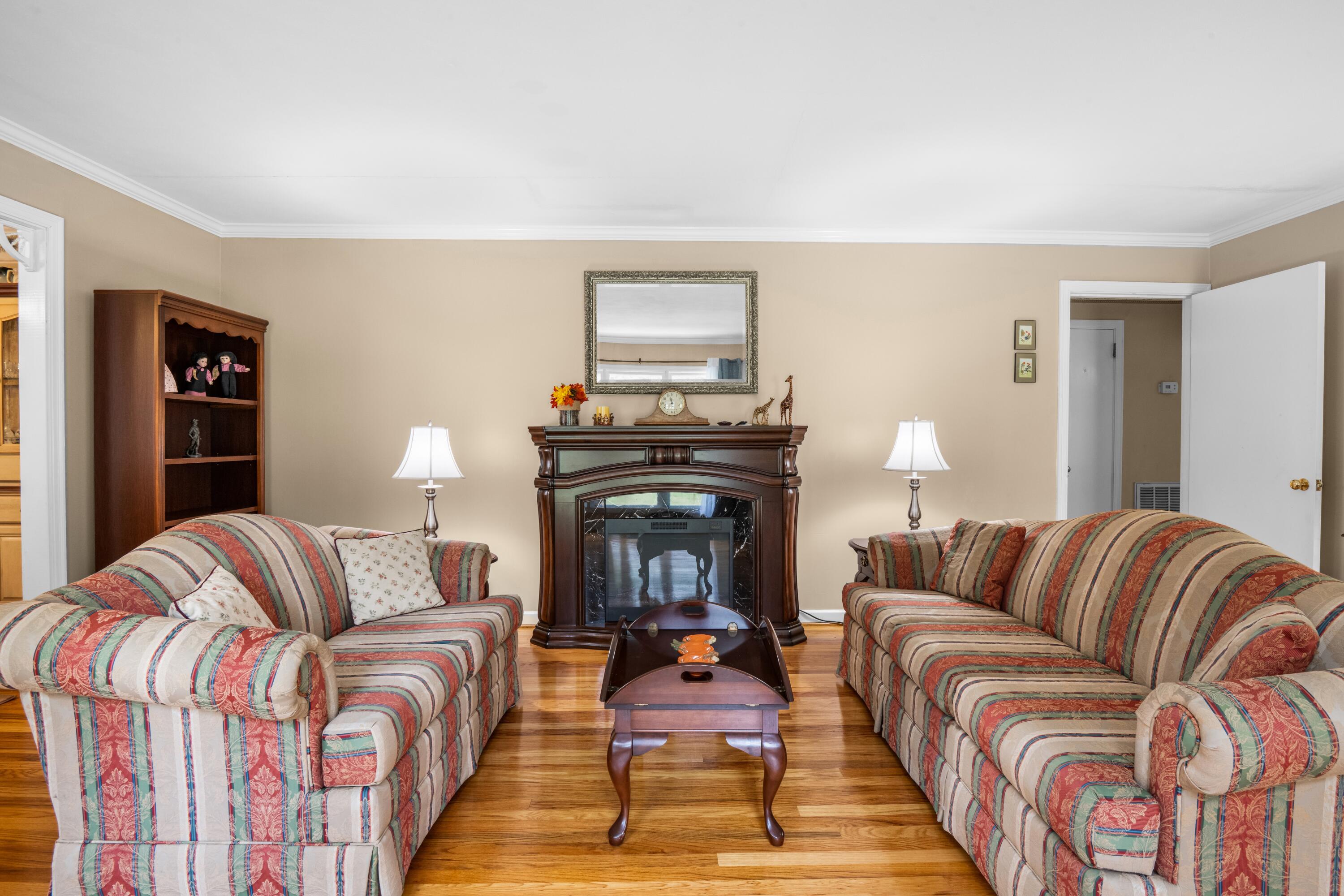 905 Woodward Avenue