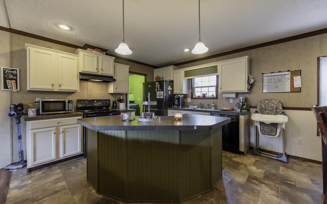 250 Appaloosa Drive, 95