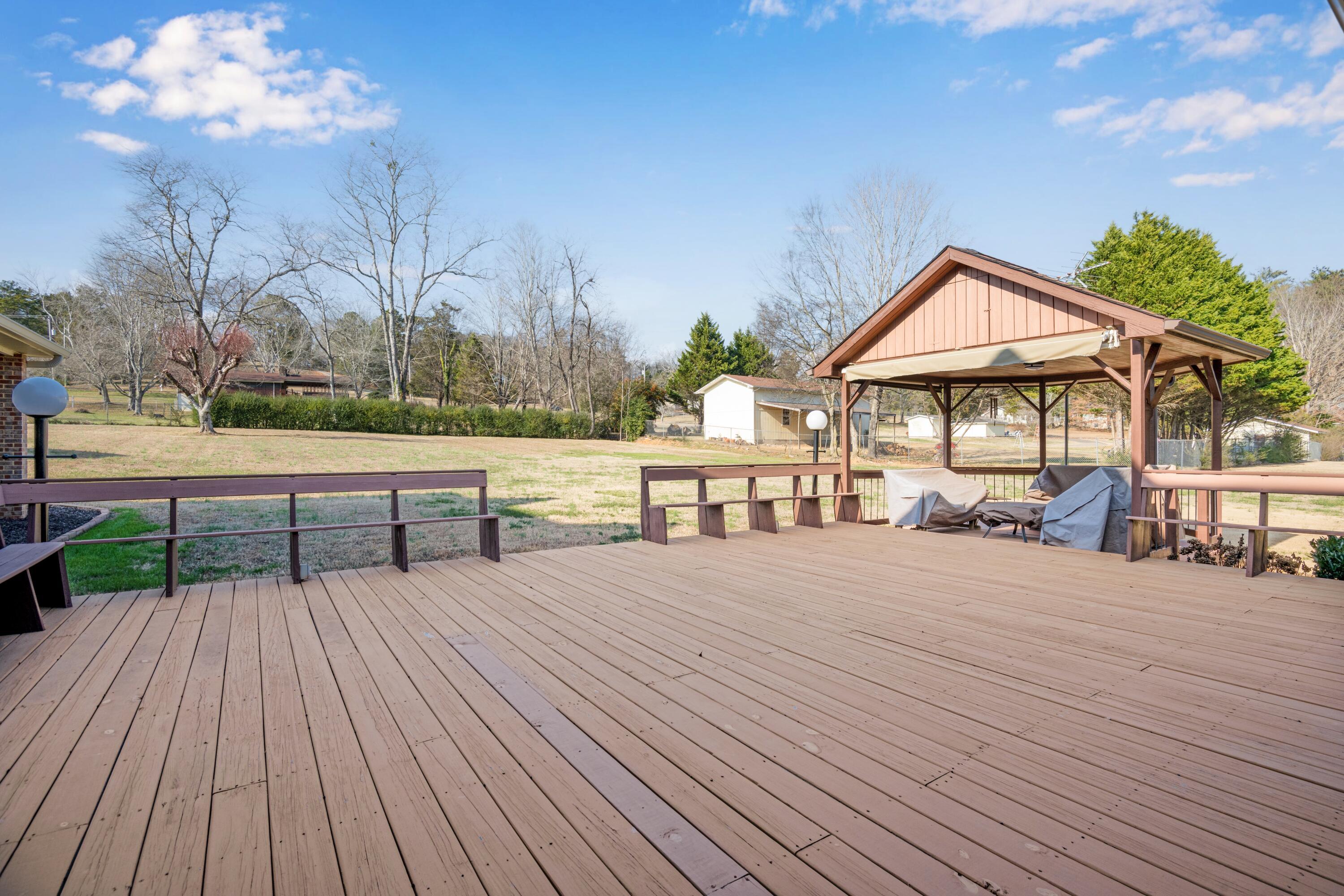 9223 Sunny Shore Lane