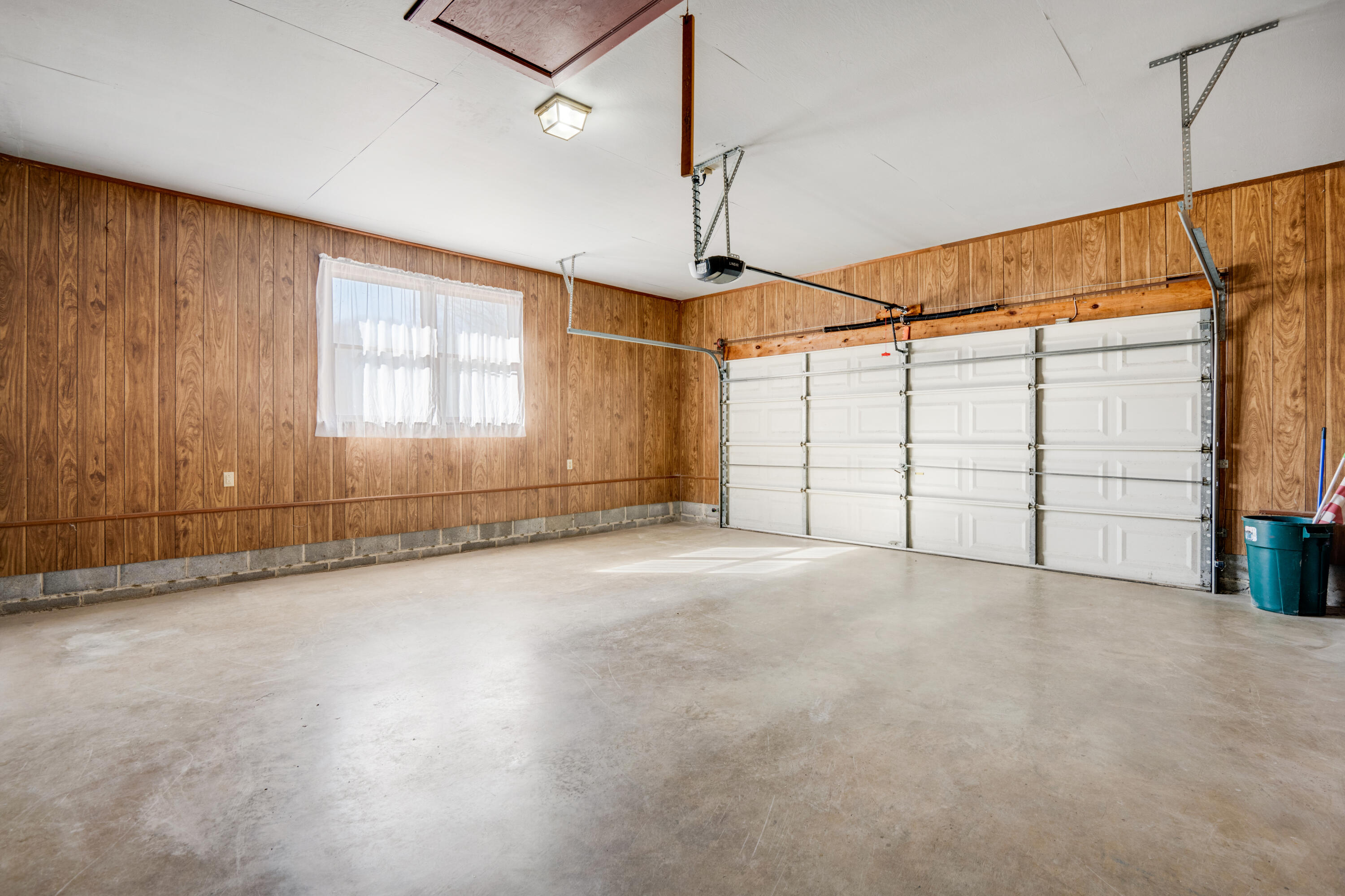 641 Riverbend Drive