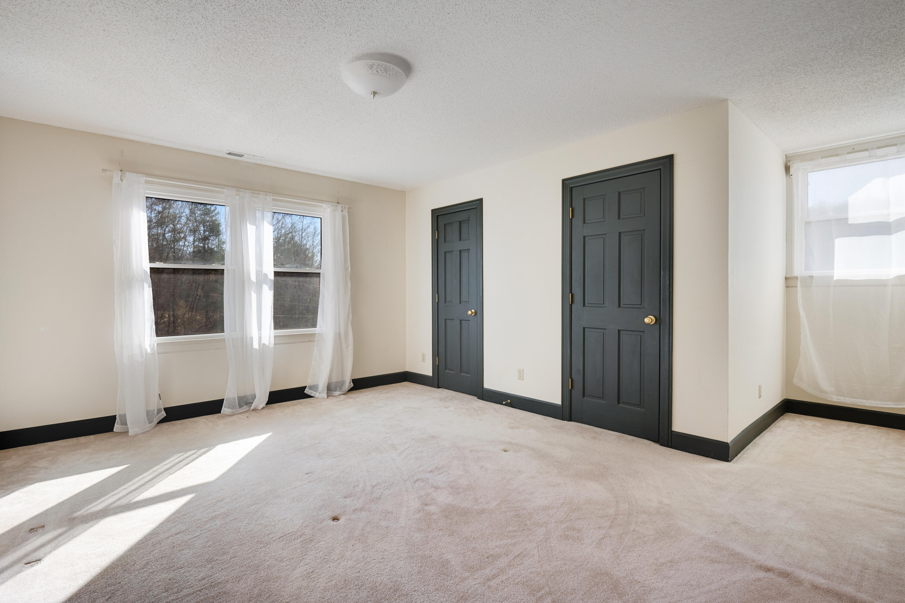 641 Riverbend Drive