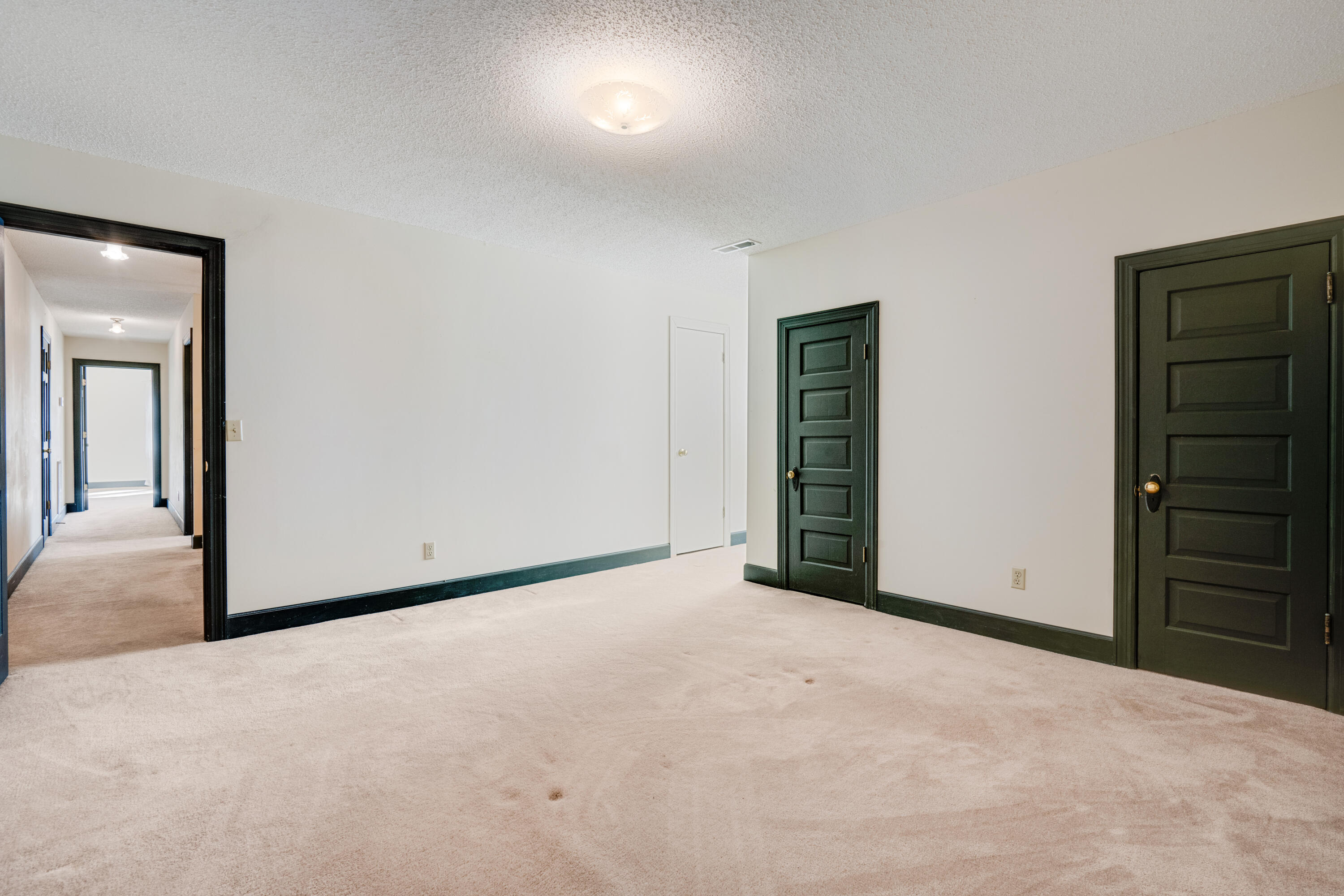 641 Riverbend Drive