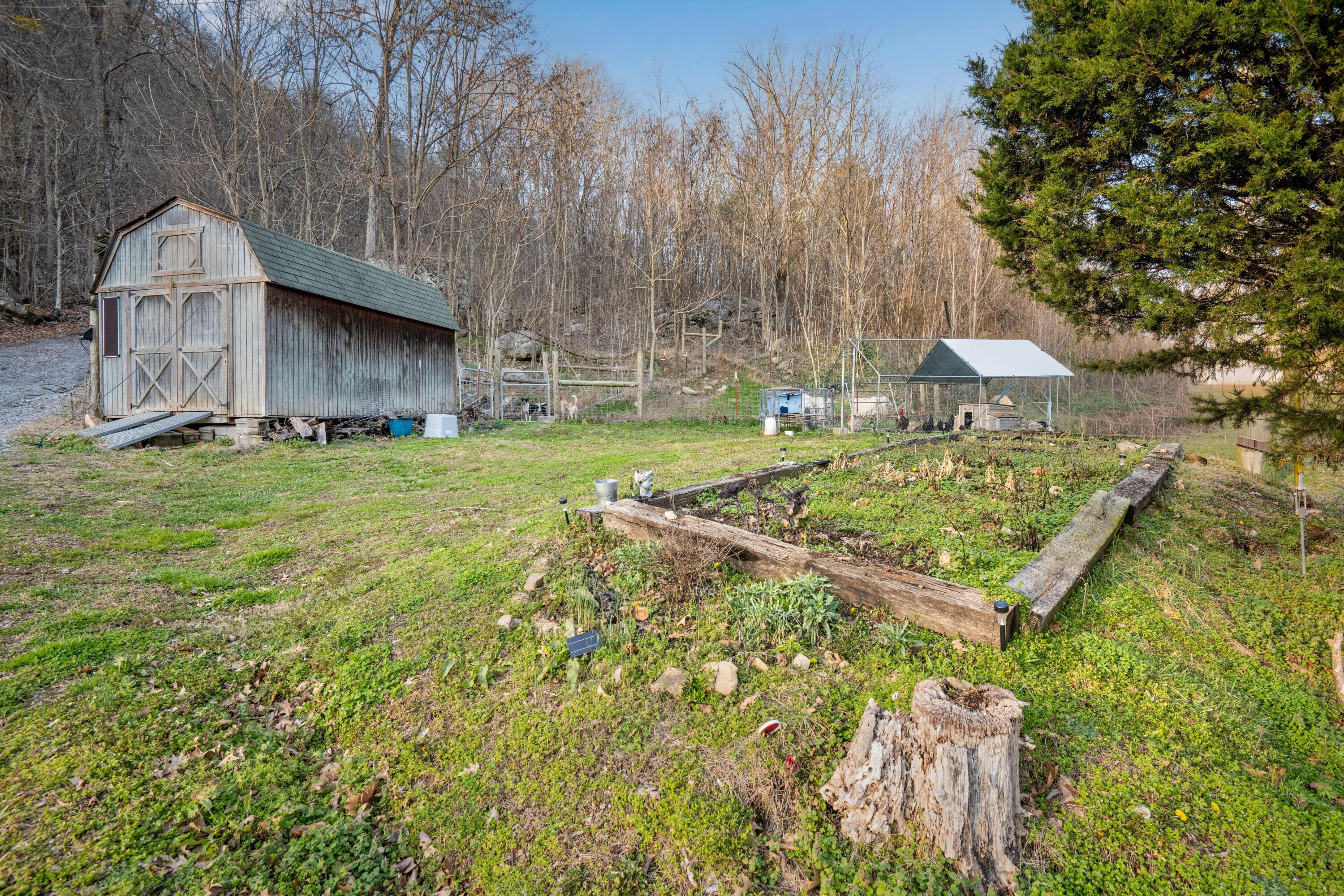 2003 Fredonia Road
